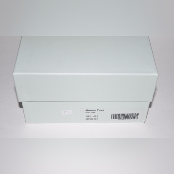 Sophia Webster Margaux Embellished Pointed Pumps US 9.5/ EU 39.5 Ivory Satin New - Picture 14 of 14